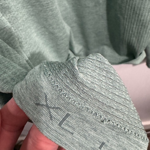 Lululemon Metal Vent Tech Long Sleeve 2.0 Mens Size XL - Picture 5 of 5